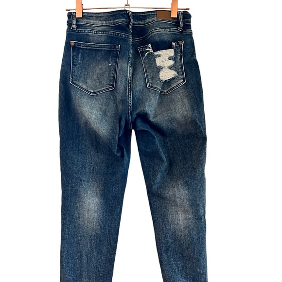 Judy Blue Relaxed Fit 5/27 Jeans - Picture 3 of 5